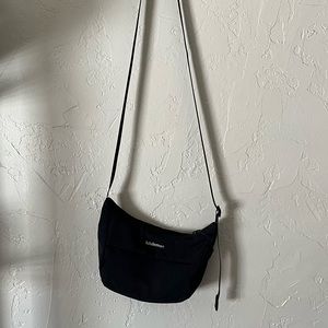 Lululemon Long Strap Cross-Body Bag in Black ✨ Size OS
